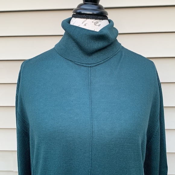 APT. 9® Women’s Ribbed Side Panel Turtleneck Sweater - Knight Green - Picture 8 of 13